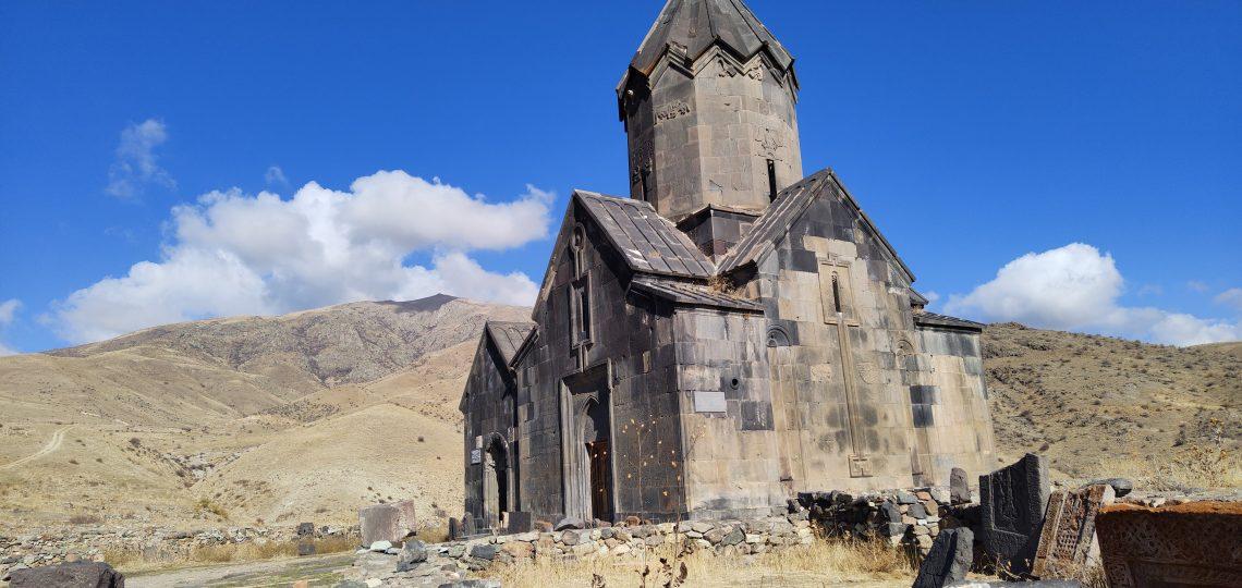 Saint Stepanos, Tanahat monastery
