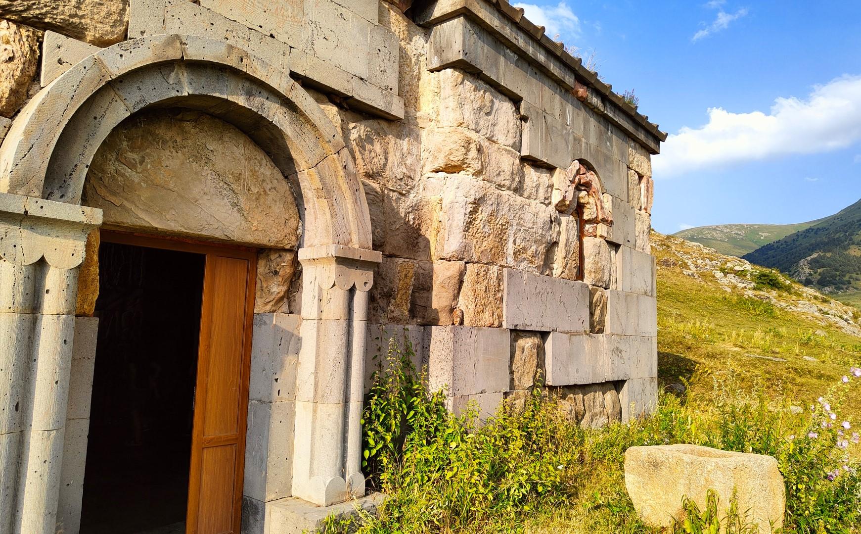 Dorbantavank - Dorbandavank church, Lori Armenia