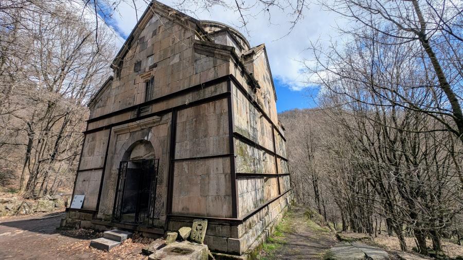 Jukhtak Vank (Ջուխտակ վանք)